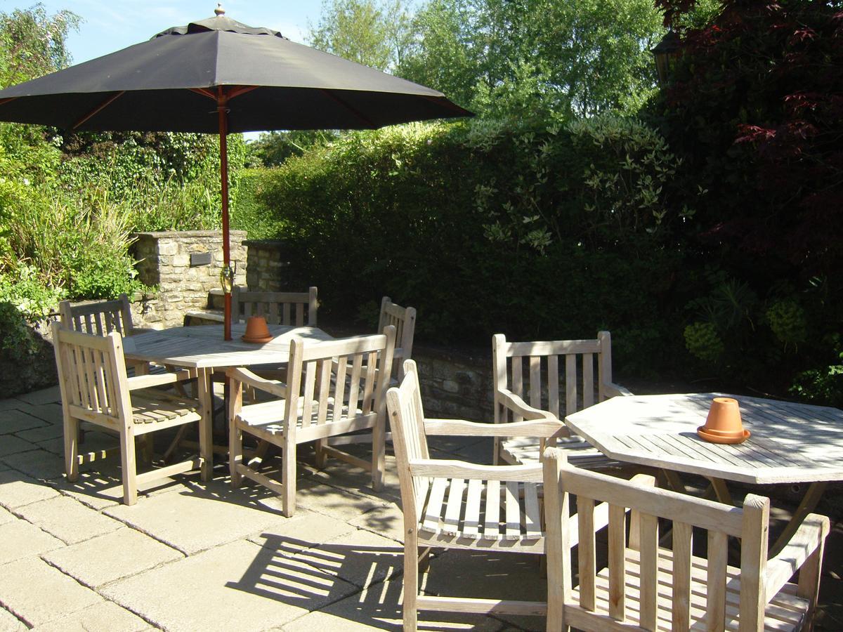The Carpenters Arms Hotel Pensford Buitenkant foto